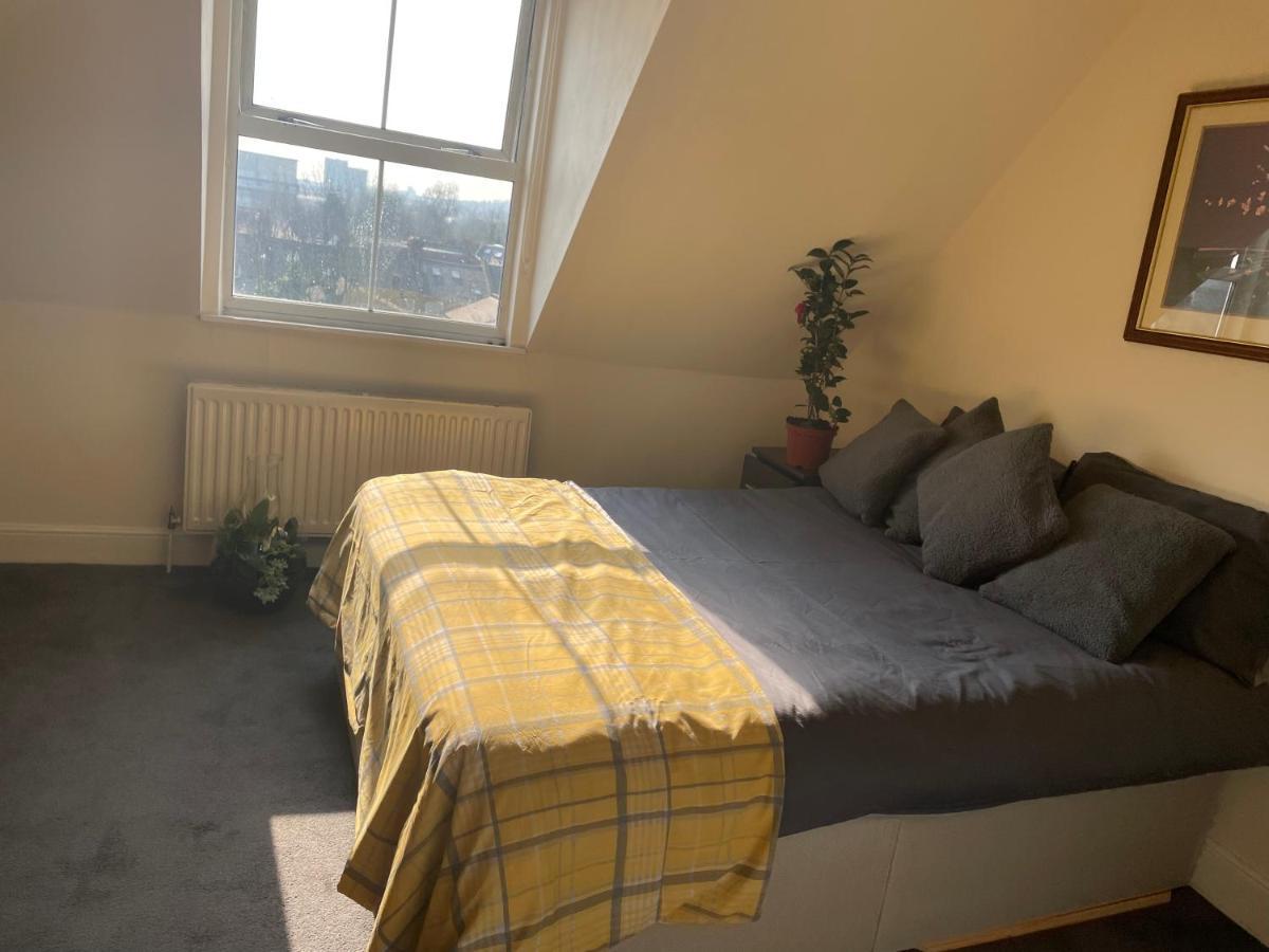 Vibrant & Cosy London Apartment Near Wembley Екстер'єр фото